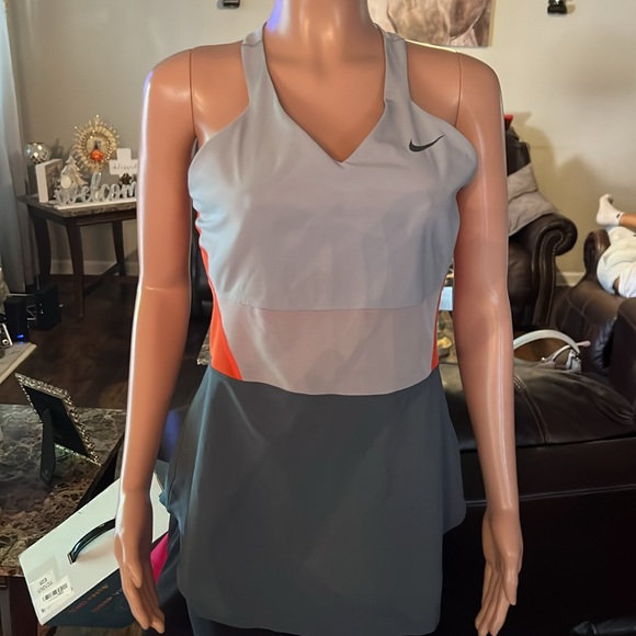 Nike 🤩 - Picture 3 of 4